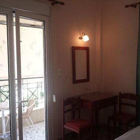 Dimitra Hotel Лутра Едипсу Екстериор снимка