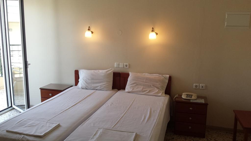 Dimitra Hotel Лутра Едипсу Стая снимка