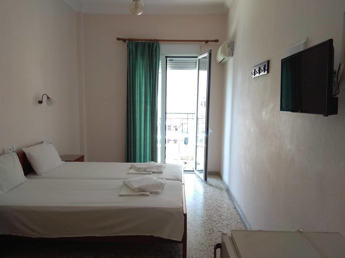 Dimitra Hotel Лутра Едипсу Екстериор снимка